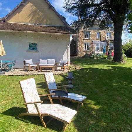 Maison De Montgibaud Exterior foto